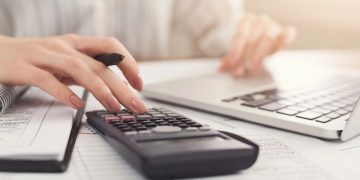 How much cash should you hold vs invest? What’s the right mix?
